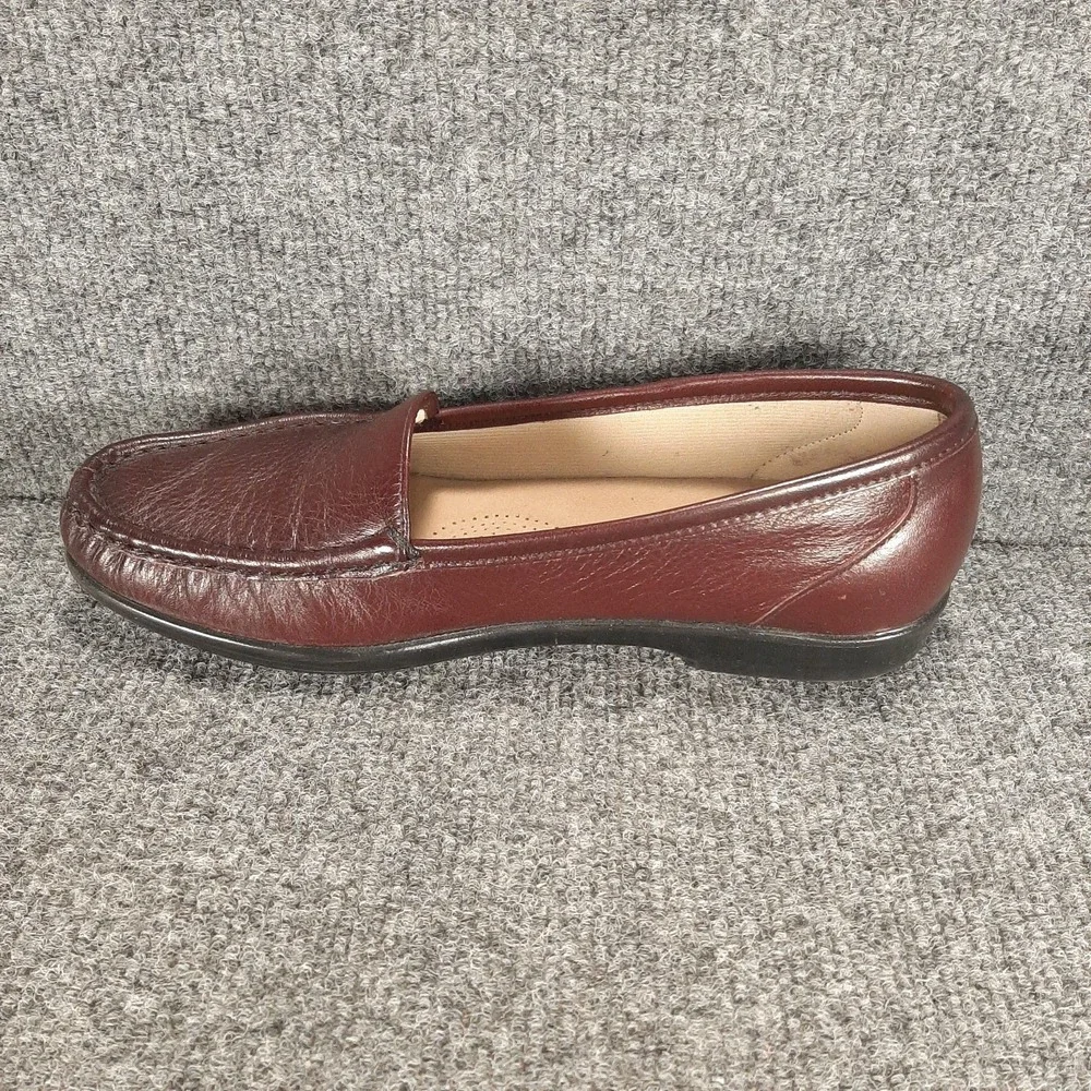 SAS Tripad Comfort Slip On Loafers Women's Size 8.5N Burgundy Pebble Grain